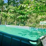 Villa Emg Nah Essen Dortmund Mit Pool Und Garten Fuer Familien Gruppen Bis 21 Personen Gelsenkirchen