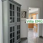 Emg Nah Essen Dortmund Mit Pool Und Garten Fuer Familien Gruppen Bis 21 Personen * Gelsenkirchen
