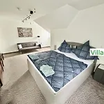 Villa Emg Nah Essen Dortmund Mit Pool Und Garten Fuer Familien Gruppen Bis 21 Personen Gelsenkirchen