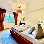 Emg Nah Essen Dortmund Mit Pool Und Garten Fuer Familien Gruppen Bis 21 Personen Villa Gelsenkirchen