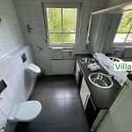 Villa Emg Nah Essen Dortmund Mit Pool Und Garten Fuer Familien Gruppen Bis 21 Personen Gelsenkirchen
