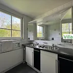 Emg Nah Essen Dortmund Mit Pool Und Garten Fuer Familien Gruppen Bis 21 Personen Gelsenkirchen