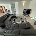 Villa Emg Nah Essen Dortmund Mit Pool Und Garten Fuer Familien Gruppen Bis 21 Personen *