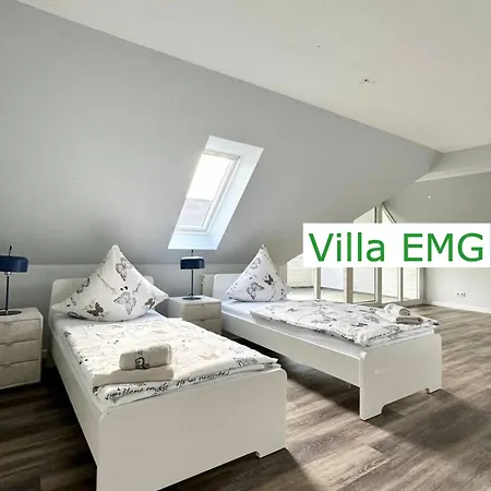 Vila Emg Nah Essen Dortmund Mit Pool Und Garten Fuer Familien Gruppen Bis 21 Personen *