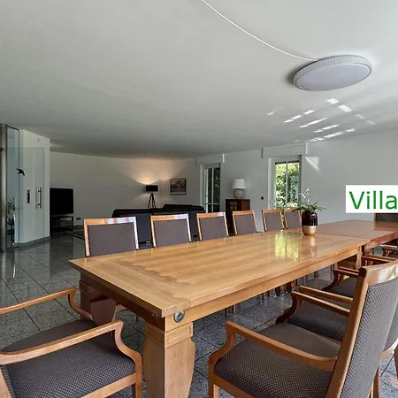 Vila Emg Nah Essen Dortmund Mit Pool Und Garten Fuer Familien Gruppen Bis 21 Personen *