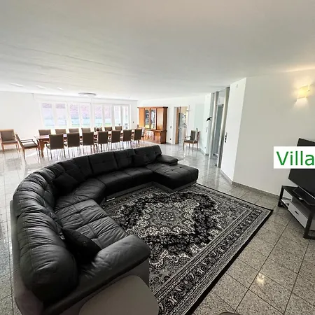 Vila Emg Nah Essen Dortmund Mit Pool Und Garten Fuer Familien Gruppen Bis 21 Personen *