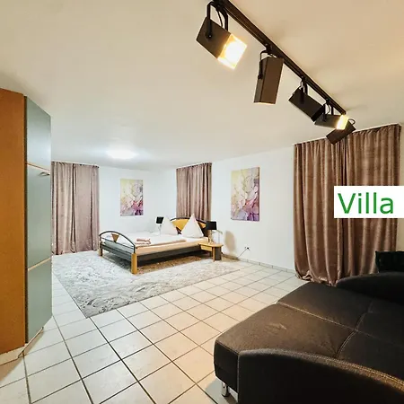 Emg Nah Essen Dortmund Mit Pool Und Garten Fuer Familien Gruppen Bis 21 Personen Gelsenkirchen