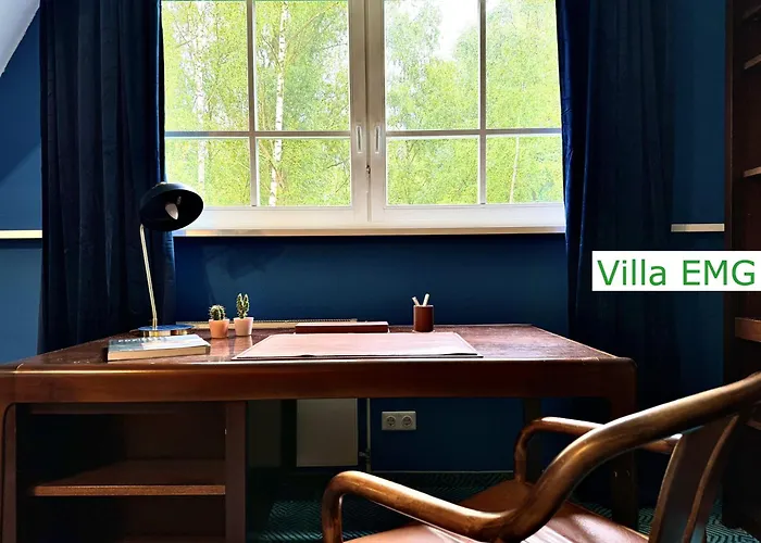 Emg Nah Essen Dortmund Mit Pool Und Garten Für Familien Gruppen Bis 21 Personen Villa *