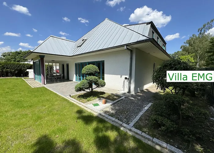 Emg Nah Essen Dortmund Mit Pool Und Garten Für Familien Gruppen Bis 21 Personen *