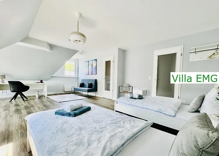 Emg Nah Essen Dortmund Mit Pool Und Garten Fuer Familien Gruppen Bis 21 Personen