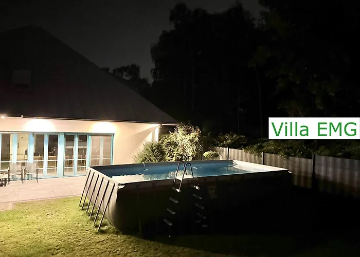 Villa Emg Nah Essen Dortmund Mit Pool Und Garten Für Familien Gruppen Bis 21 Personen *