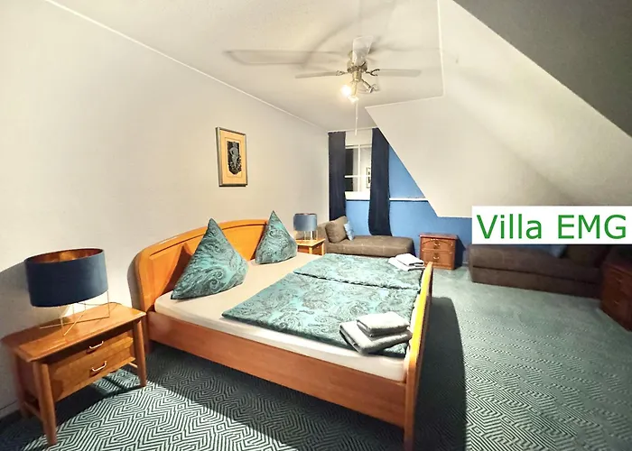 Emg Nah Essen Dortmund Mit Pool Und Garten Für Familien Gruppen Bis 21 Personen Villa